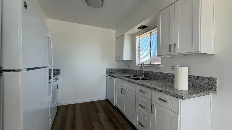 2514 E Andrews Avenue, Fresno, CA 93726 - #3