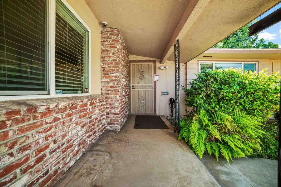 2244 E Princeton Avenue, Fresno, CA 93703 - #3