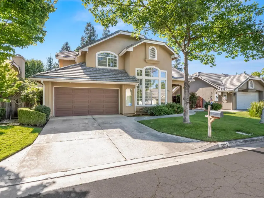 9309 N Bayford Street, Fresno, CA 93720 - #2
