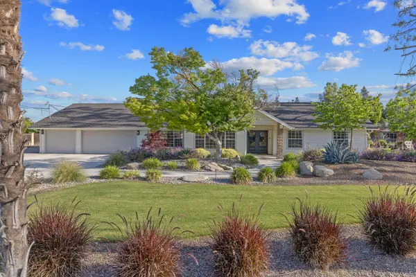 2033 Alluvial Avenue, Clovis, CA 93611