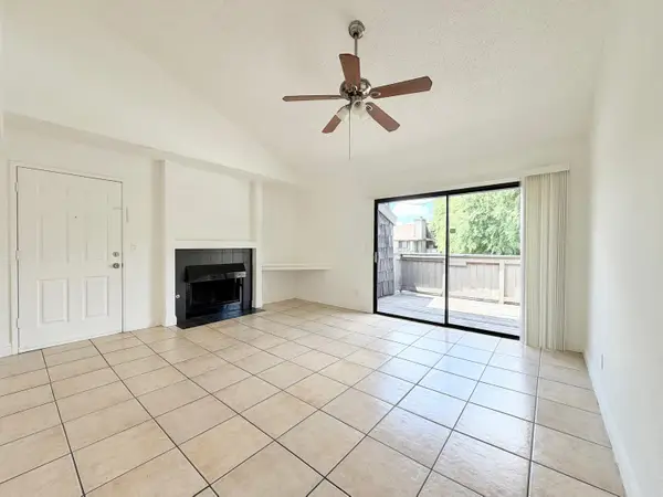 1190 S Winery Avenue #289, Fresno, CA 93727