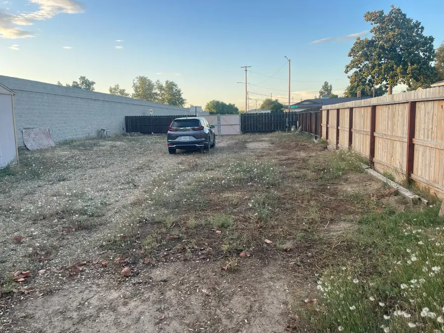 0 E Dayton, Fresno, CA 93726 - #3