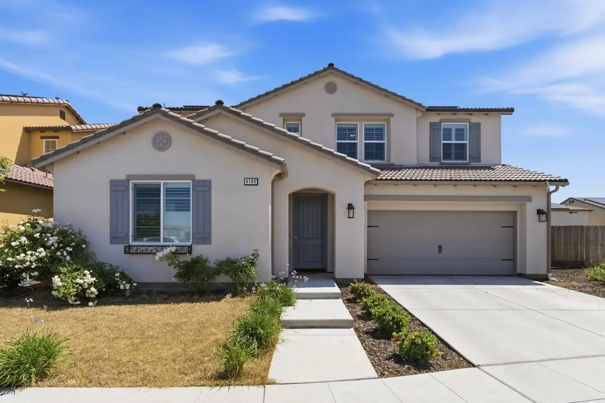 4188 N Contessa Avenue, Fresno, CA 93723 - #1