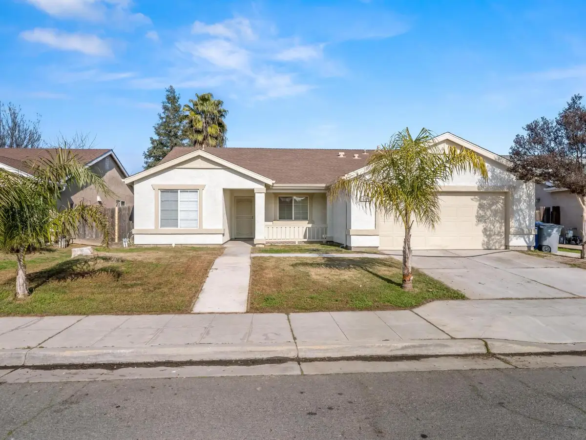 4068 W Weldon Avenue, Fresno, CA 93722 - #1