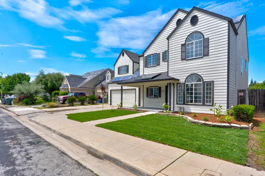 1887 Polson Avenue, Clovis, CA 93611 - #3