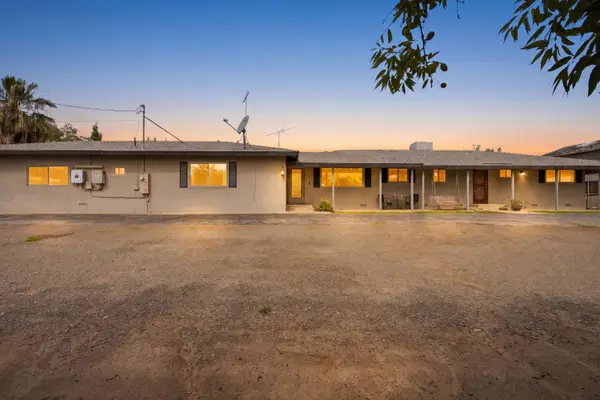 5308 E Mount Whitney Avenue, Laton, CA 93242