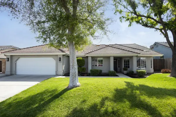 2609 Pine Castle Drive, Hanford, CA 93230