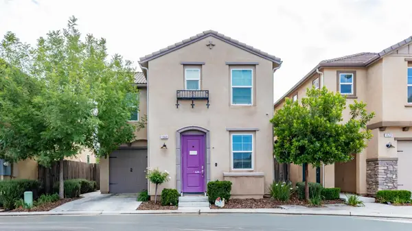 1563 Joy, Clovis, CA 93619