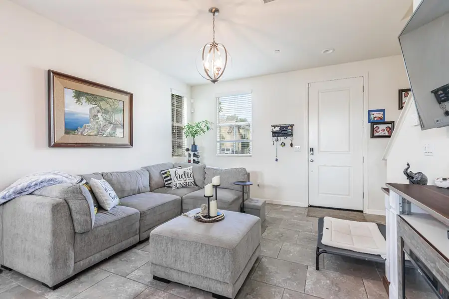 1563 Joy, Clovis, CA 93619 - #3