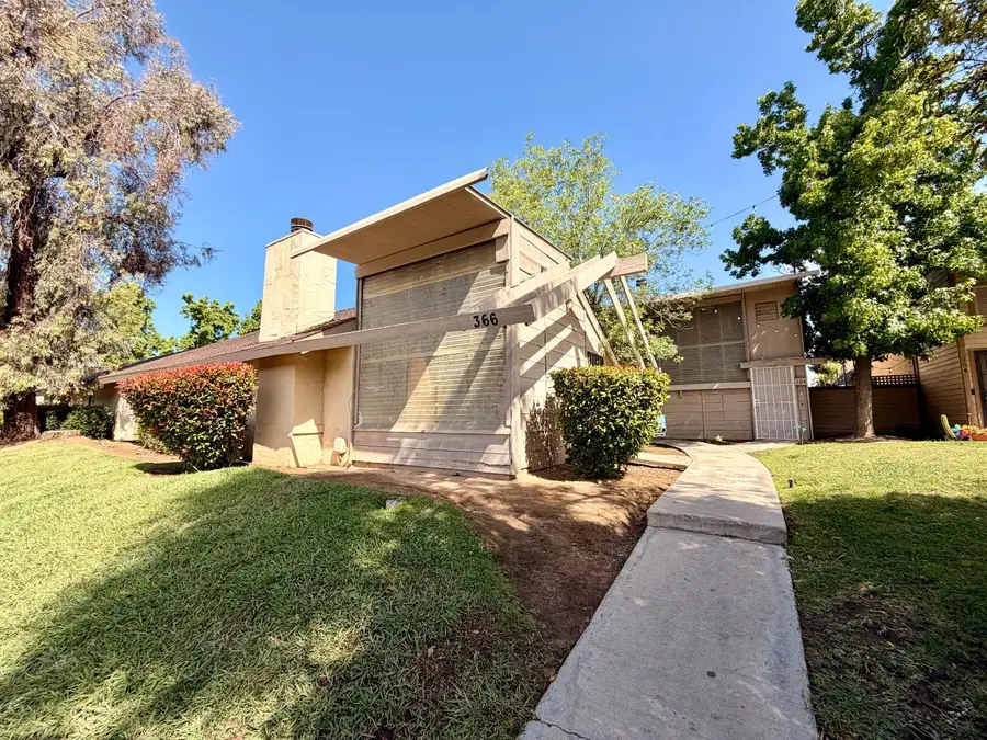 366 E El Paso Avenue, Fresno, CA 93720 - #2