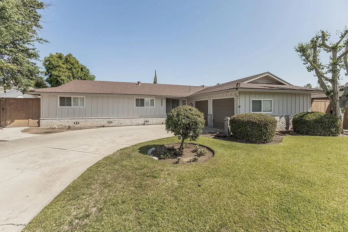 5915 E El Monte Way, Fresno, CA 93727 - #1