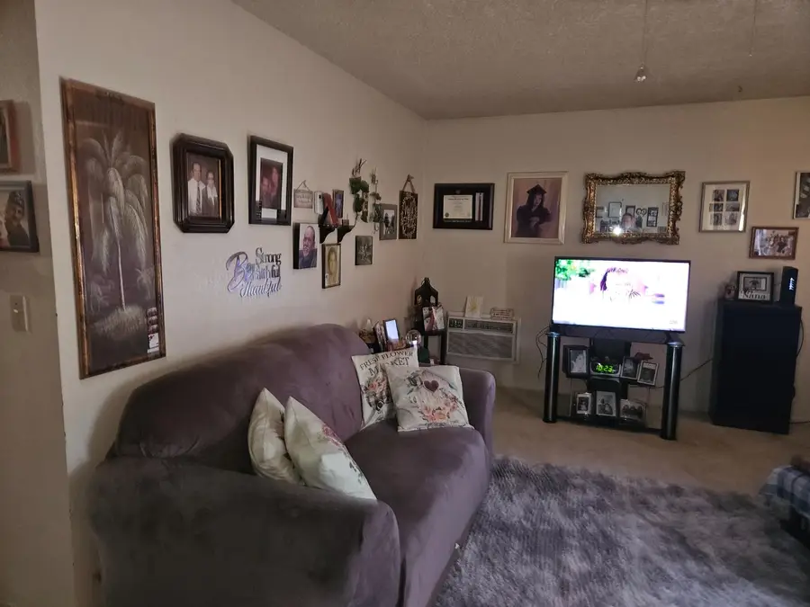 2690 S Cedar, Fresno, CA 93725 - #3