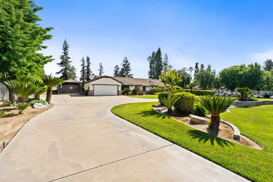 7311 W Rialto Avenue, Fresno, CA 93723 - #2