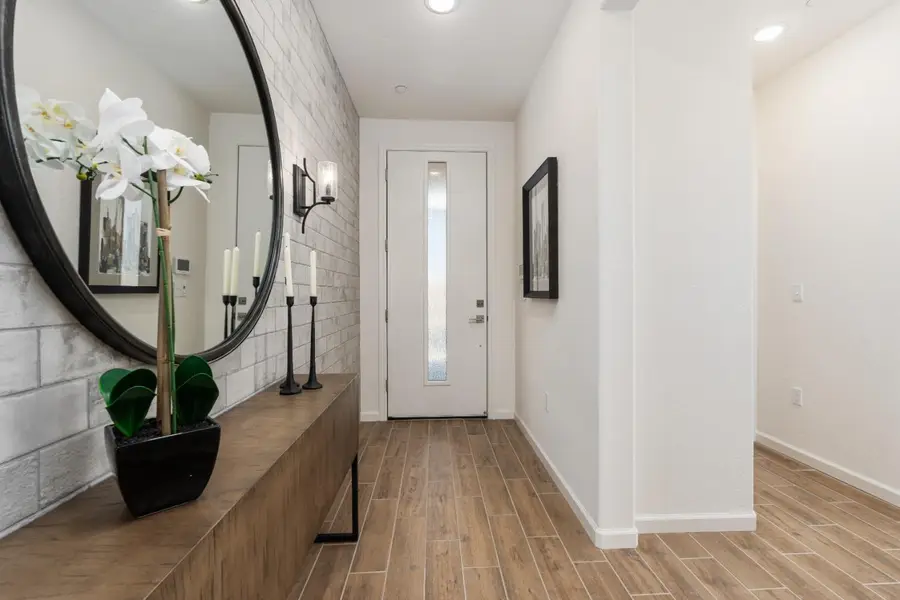 6804 E Carmen Avenue, Fresno, CA 93727 - #2