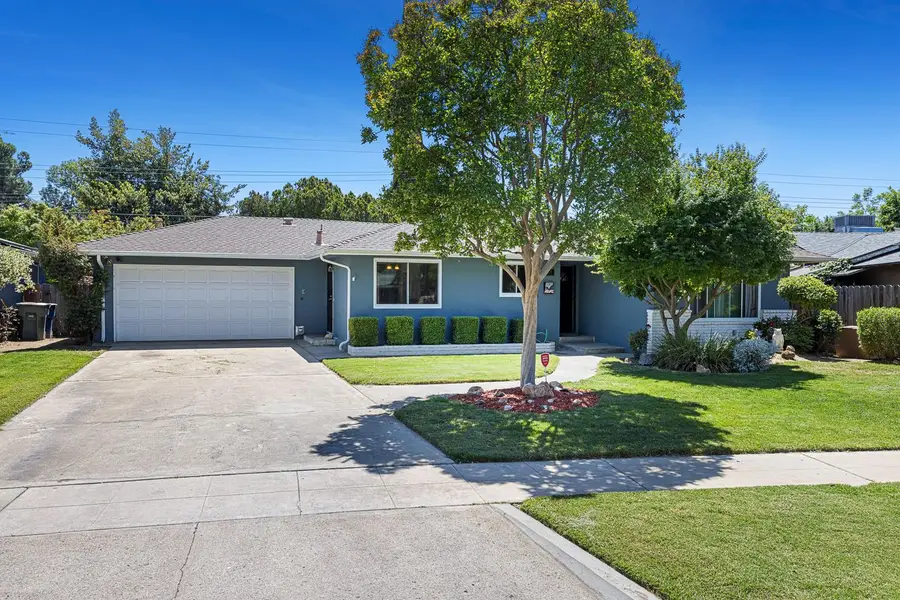 3458 E Lansing Way, Fresno, CA 93726 - #2
