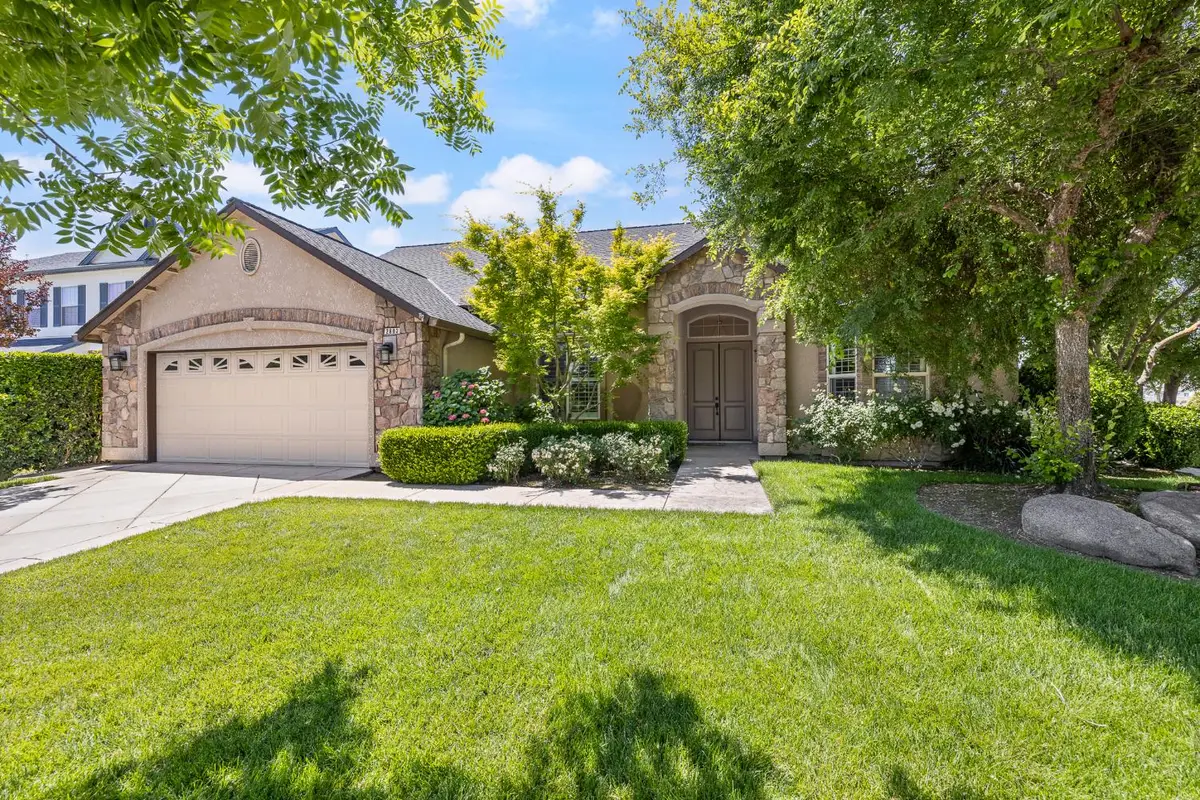2883 22nd Court, Kingsburg, CA 93631 - #1