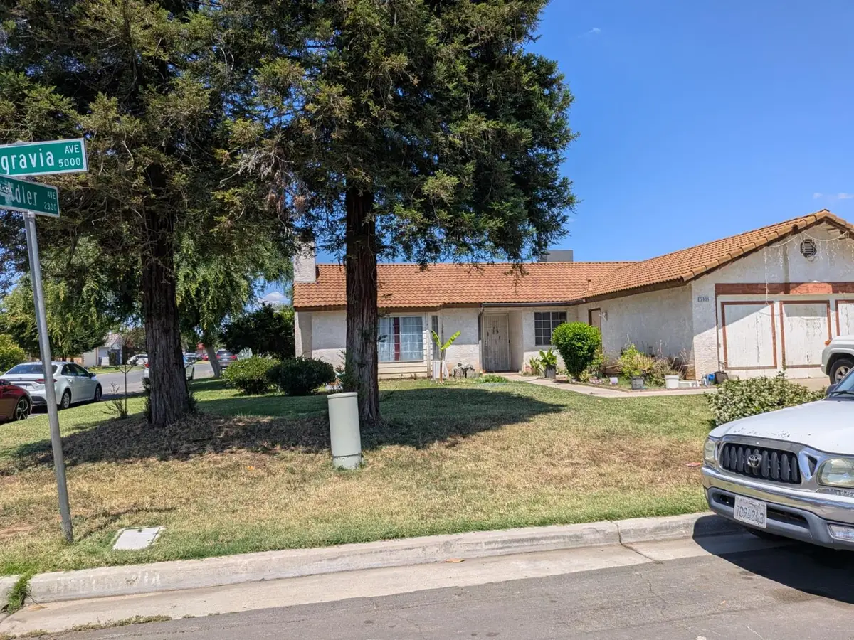 5035 E Belgravia Avenue, Fresno, CA 93725 - #1