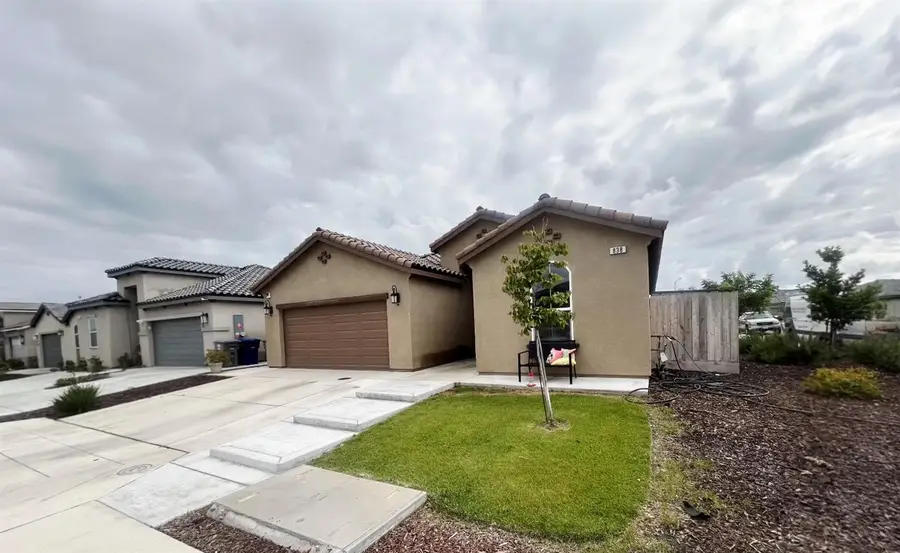 838 Shasta Street, Madera, CA 93638 - #2