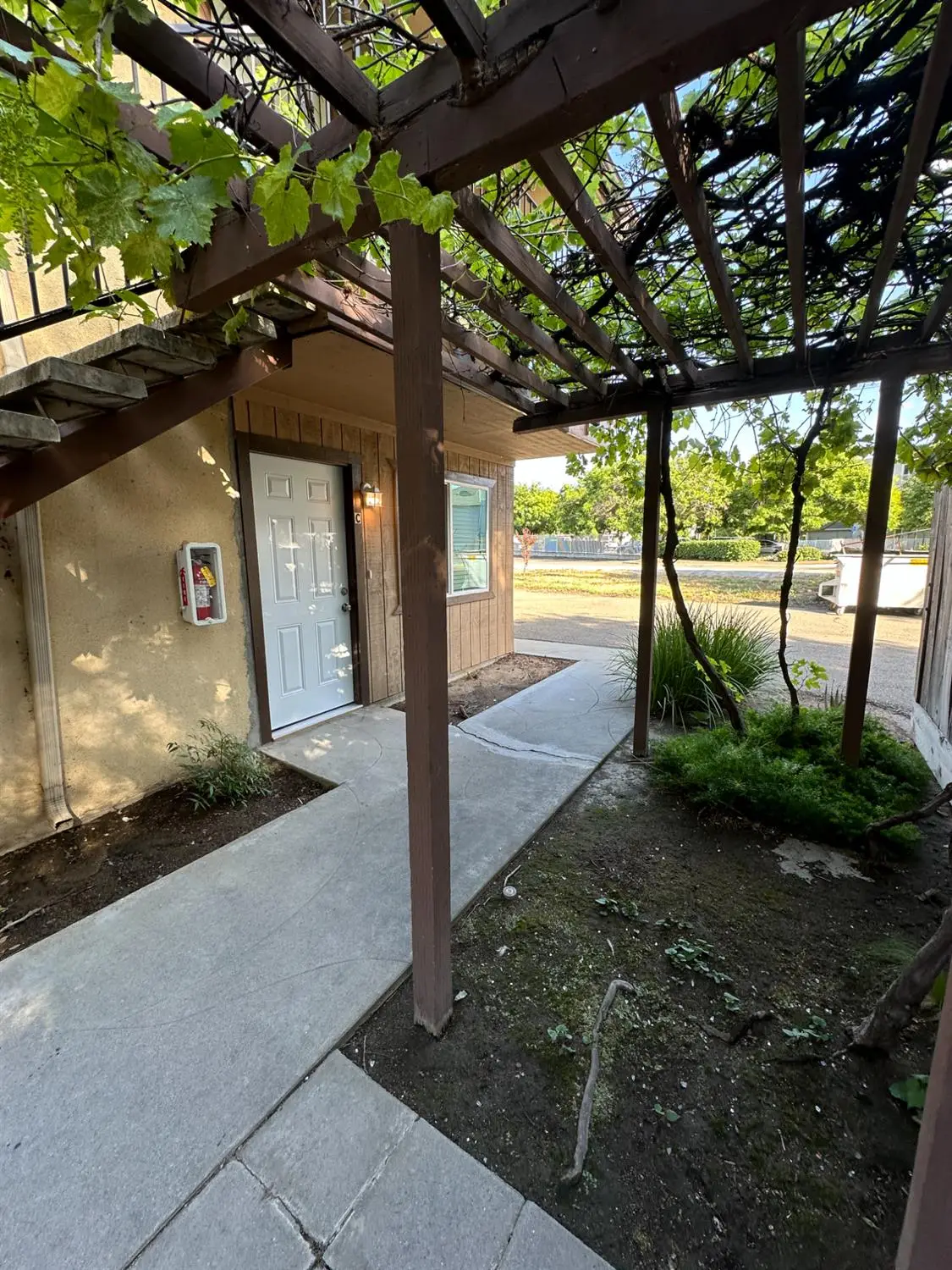 1069 Cherry Lane #C, Clovis, CA 93612 - #1