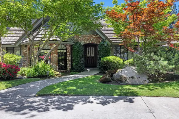 255 E Shepherd Avenue, Fresno, CA 93720