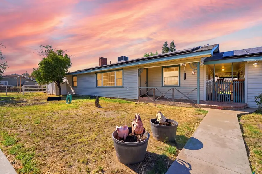 12586 Avenue 232, Tulare, CA 93274 - #2