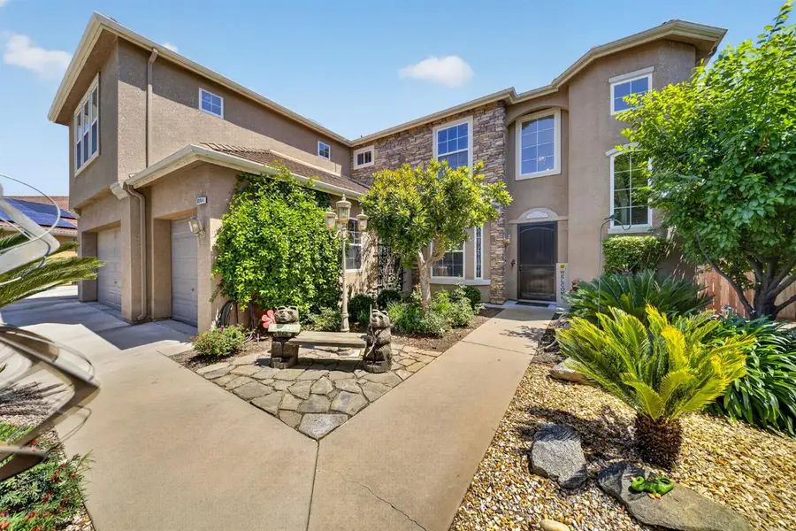 3084 Rall Avenue, Clovis, CA 93619 - #2