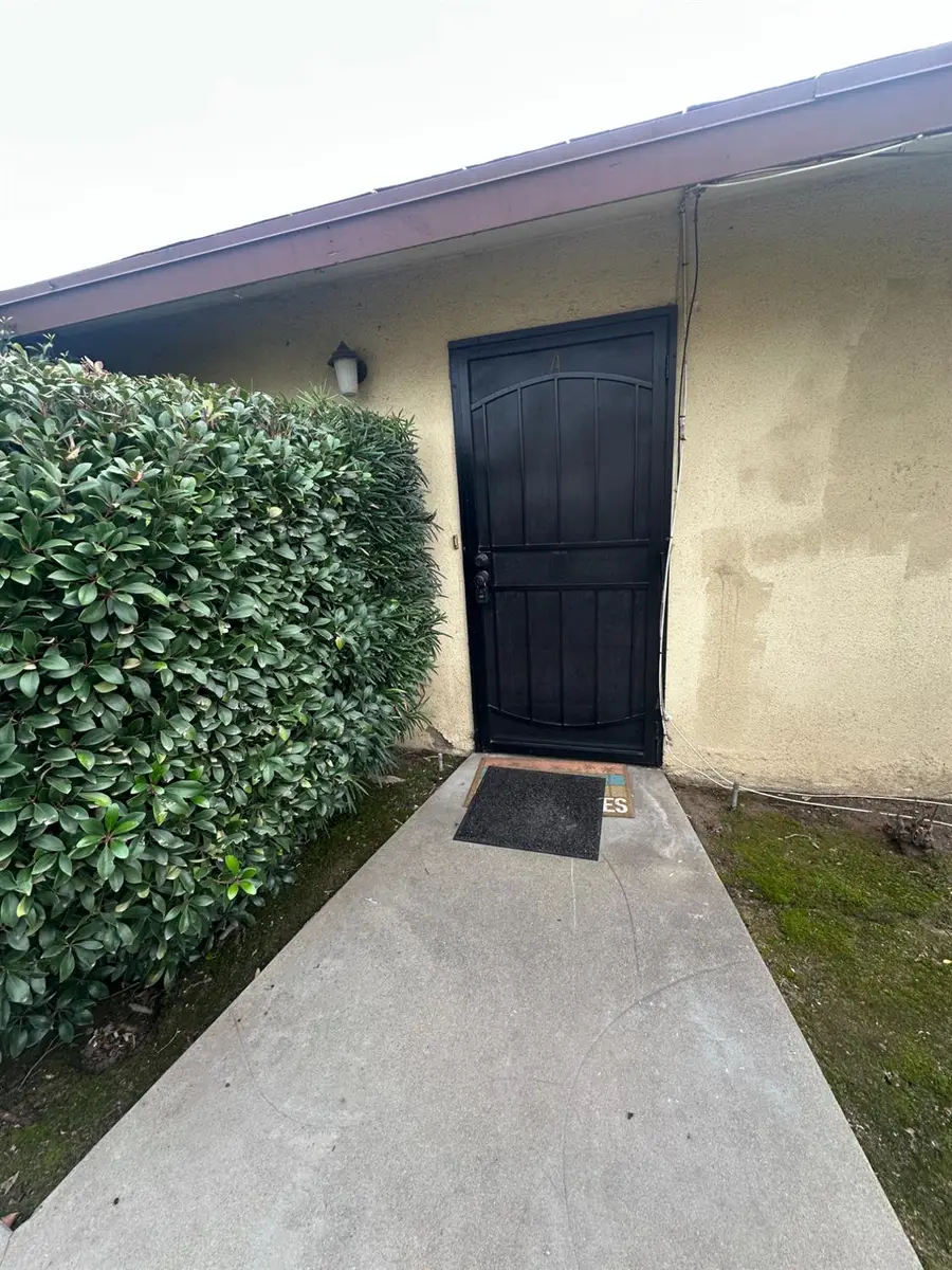 220 Pollasky Avenue #A, Clovis, CA 93612 - #2