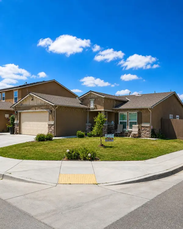 3705 N Mccaffrey, Fresno, CA 93722