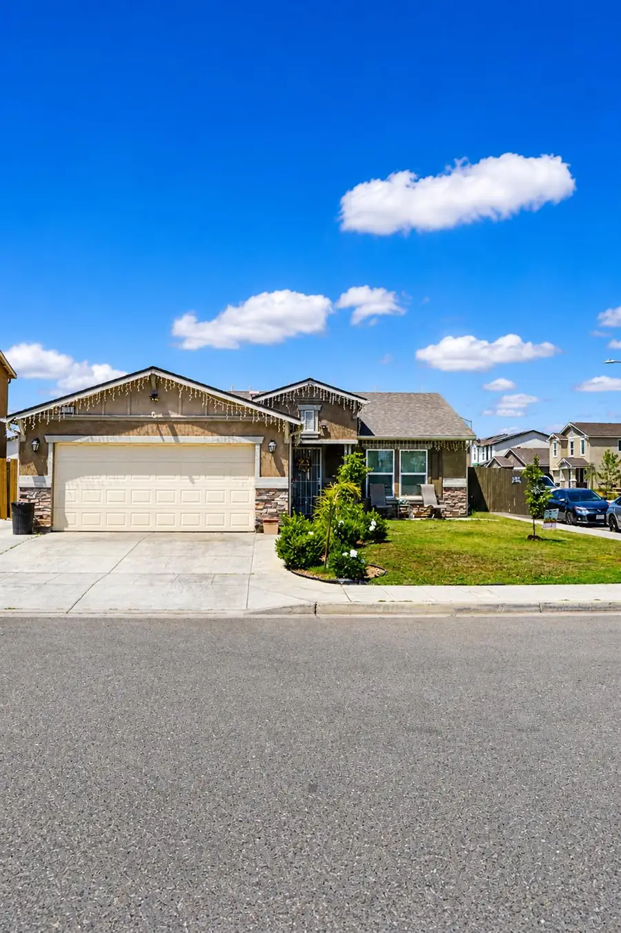 3705 N Mccaffrey, Fresno, CA 93722 - #2