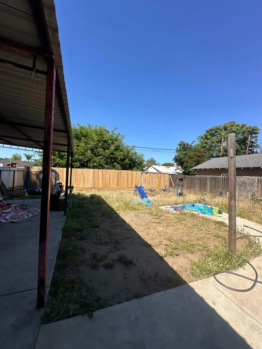 4511 E Balch, Fresno, CA 93702 - #3