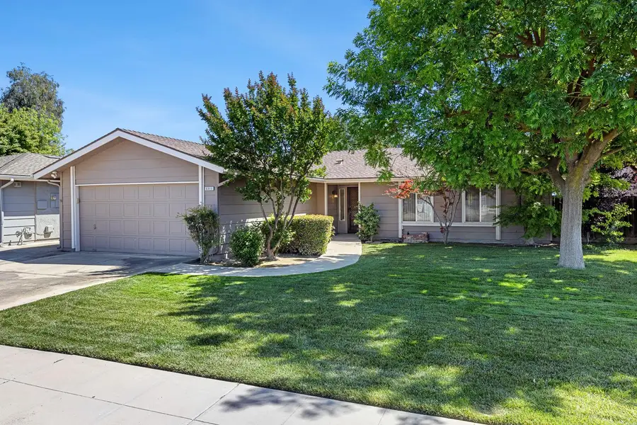 5311 W Griffith Way, Fresno, CA 93722 - #2