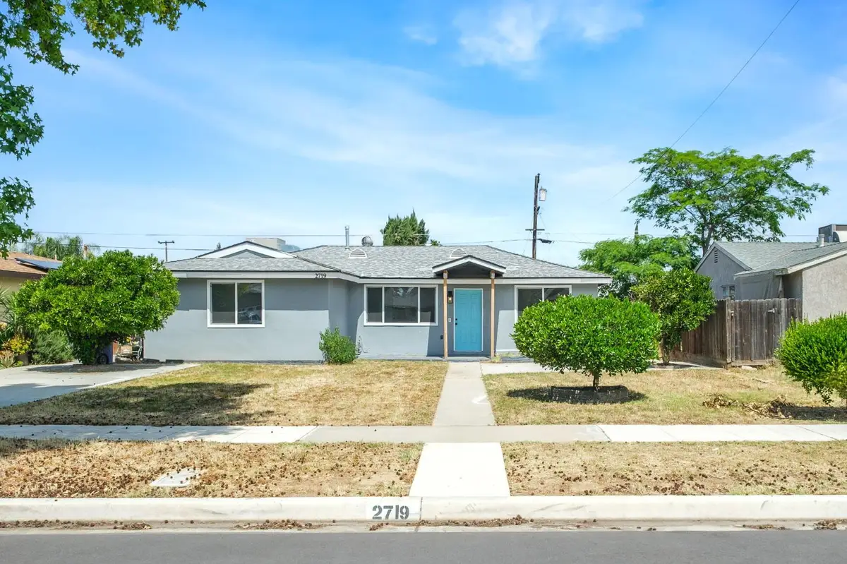 2719 E Norwich Avenue, Fresno, CA 93726 - #1