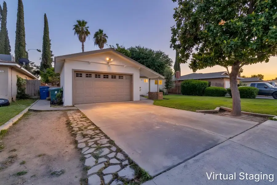 896 W Holland Avenue, Clovis, CA 93612 - #3