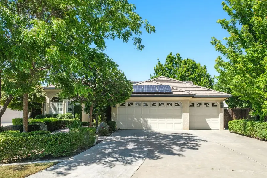 1678 E Trenton Avenue, Fresno, CA 93720 - #3