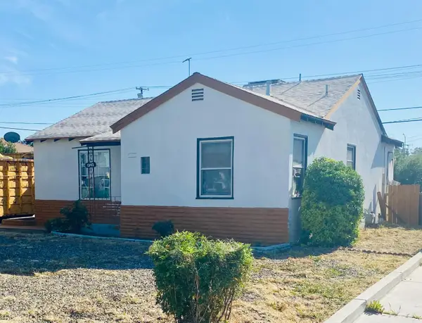 1343 N Esther Way, Fresno, CA 93728