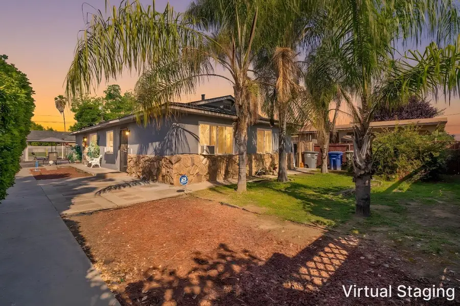 715 Faller Avenue, Sanger, CA 93657 - #2