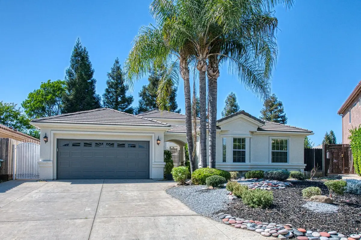 9595 N Woodrow Avenue, Fresno, CA 93720 - #1