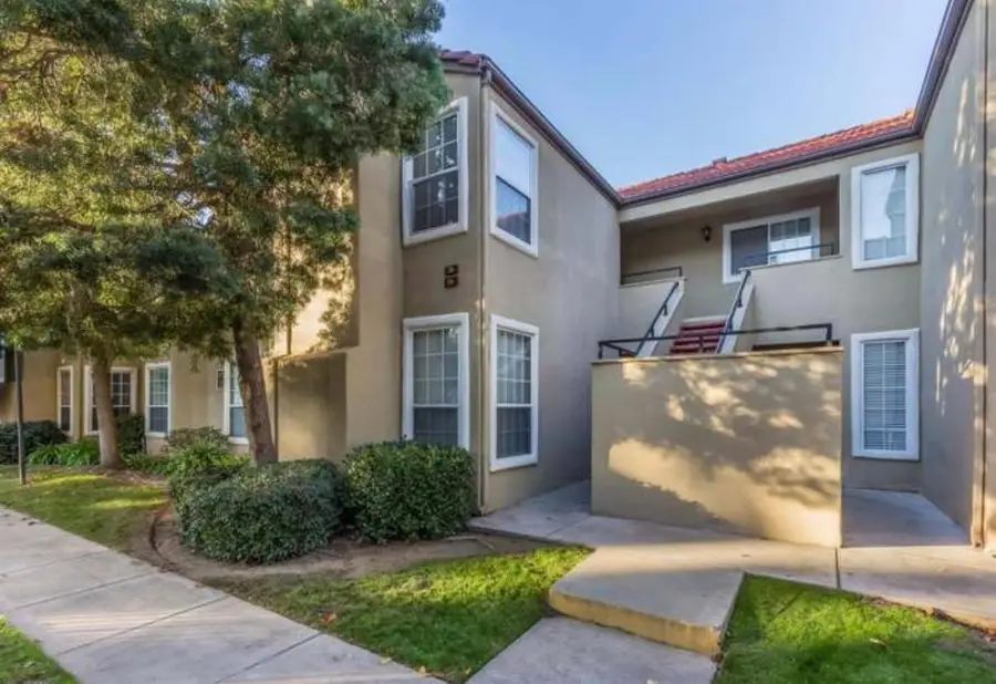8153 N Cedar Avenue #216, Fresno, CA 93720 - #2