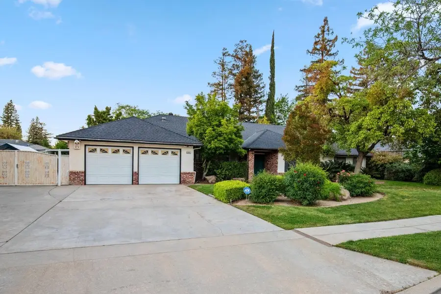 3094 W Escalon Avenue, Fresno, CA 93711 - #2
