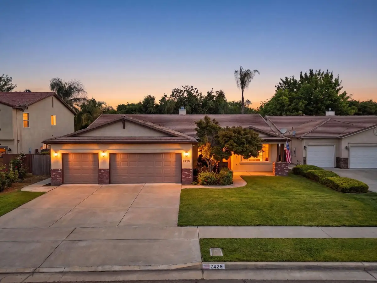2429 Oak Grove, Visalia, CA 93291 - #1