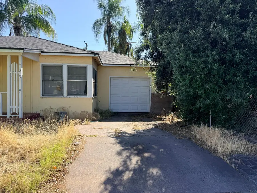 728 N Palm Avenue, Fresno, CA 93728 - #2
