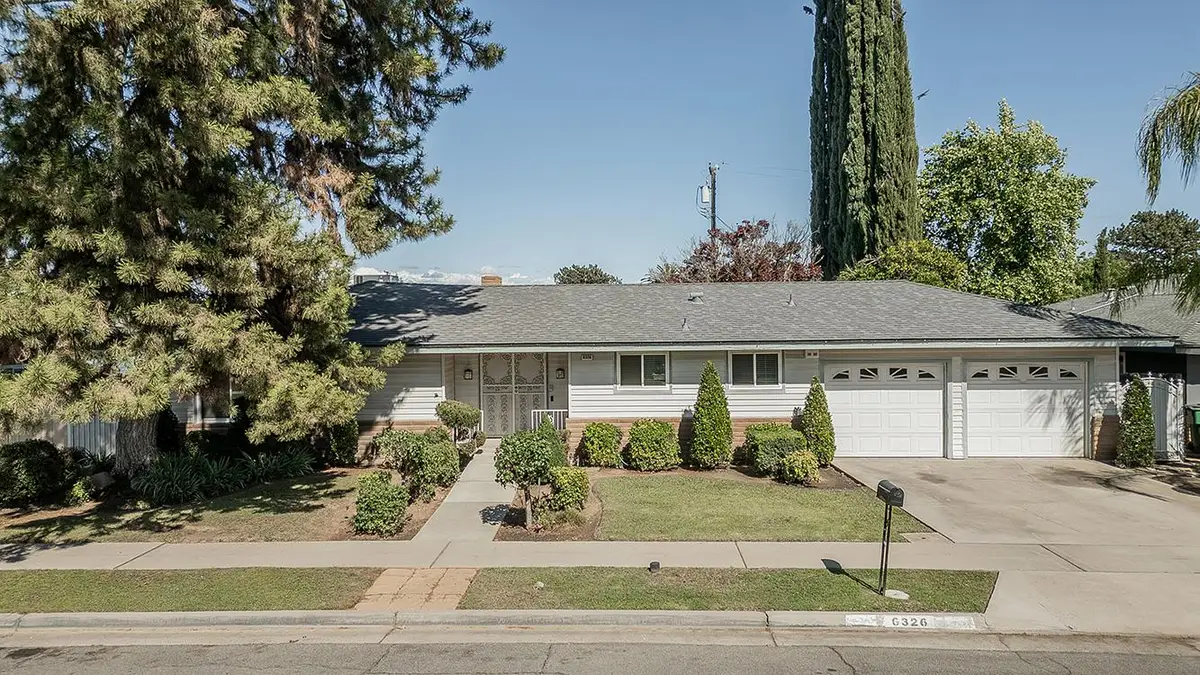 6326 N Bergeron Avenue, Fresno, CA 93704 - #1