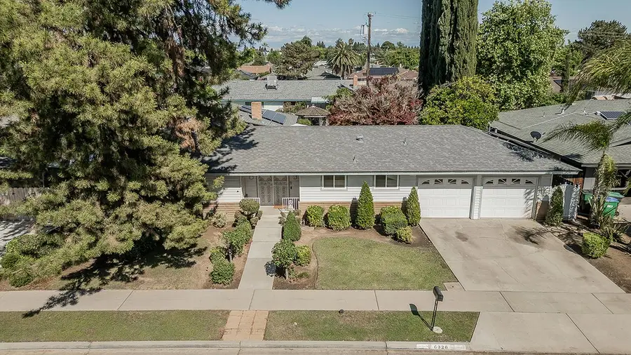 6326 N Bergeron Avenue, Fresno, CA 93704 - #2