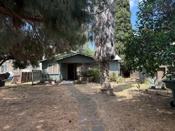 221 E Pine Avenue, Fresno, CA 93728