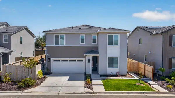 11382 N La Brisa Drive, Fresno, CA 93730