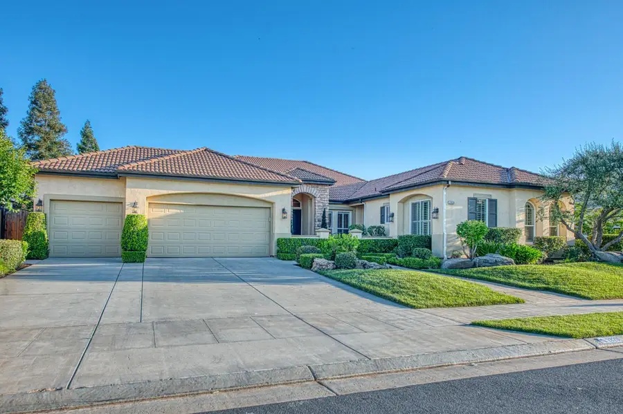 2820 Serena Avenue, Clovis, CA 93619 - #2