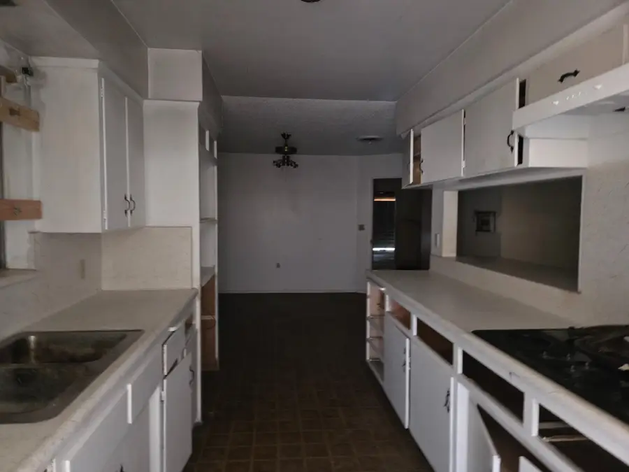 4559 E Clinton, Fresno, CA 93703 - #2