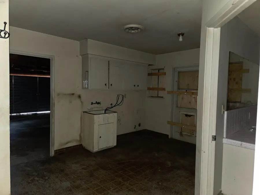 4559 E Clinton, Fresno, CA 93703 - #3