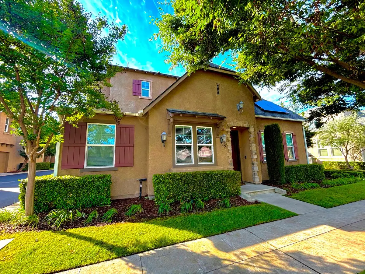 4056 Trenton Avenue, Clovis, CA 93619 - #1
