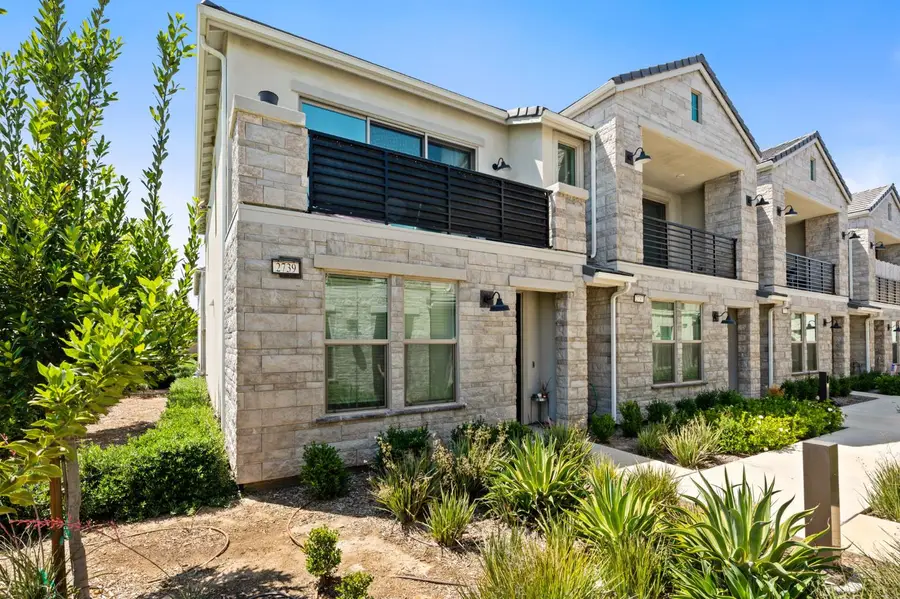 2739 E Tamarind Drive, Fresno, CA 93730 - #2